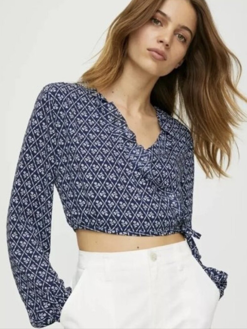 Aritzia Gigi Navy and White Diamond-Print Wrap Crop Top